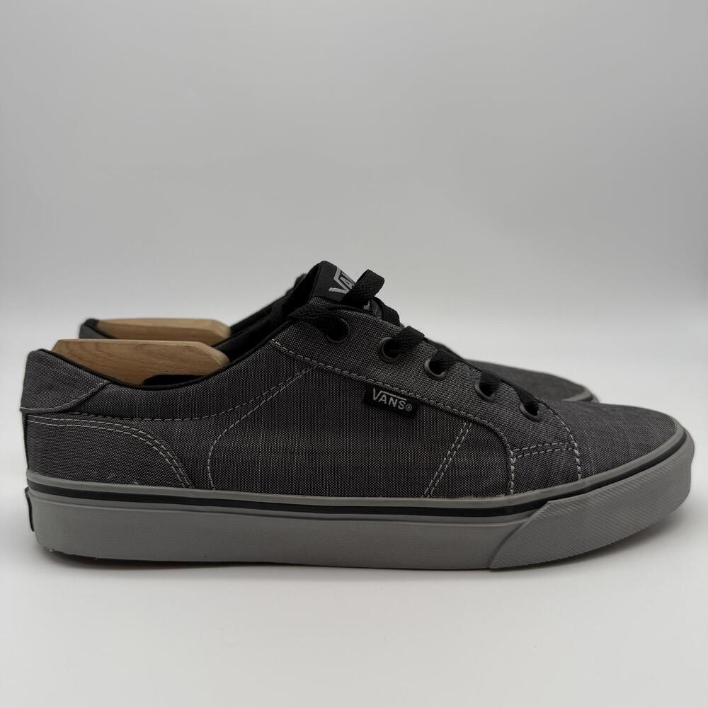 Vans Gray and Black Canvas Sneakers - Men's Size 9‎